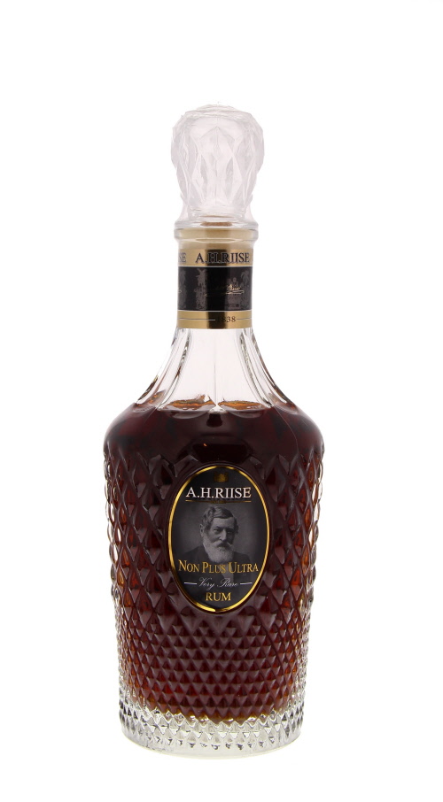 A.H. Riise Non Plus Ultra 70cl 42º (R) GBX x6